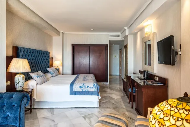 جناح جونيور بإطلالة على البحر، BALCON DE EUROPA HOTEL 1/2