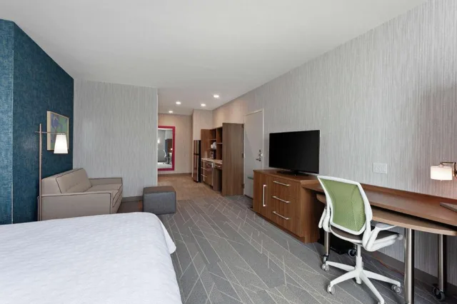 استوديو بسرير كينج مع أريكة لذوي الإعاقة، Home2 Suites by Hilton Temecula, CA 1/6