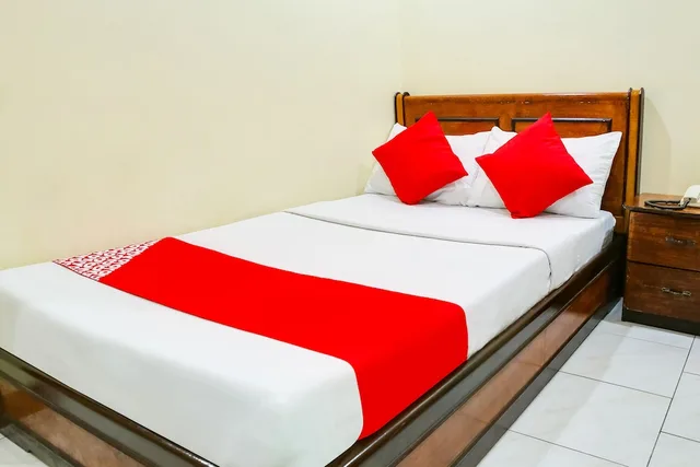 غرفة قياسية بسرير مزدوج، OYO 499 Le Pensione De San Jose 2/3