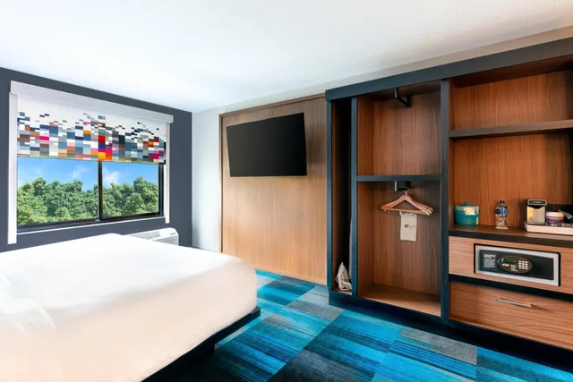 Aloft, Guest Room, King Bed، Aloft Columbia Harbison (Ex Wingate by Wyndham) 4/8