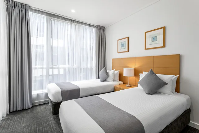 2 Bedrooms, Apartment, Queen and Twin Beds, Quest Southbank 2/10