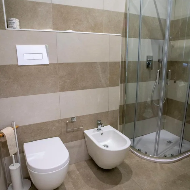 غرفة مفردة، Petit Hotel 3/4