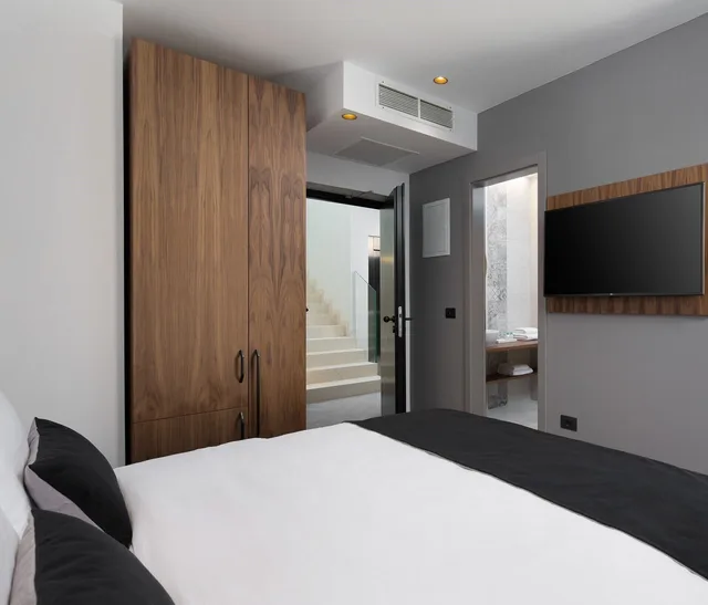 غرفة بسرير كوين، Delfin Hotel 1/2
