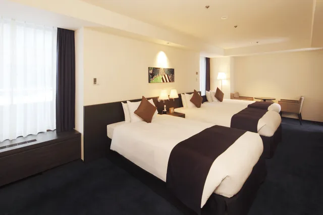 Deluxe, Twin Beds, East Wing، Sapporo Grand Hotel 3/6