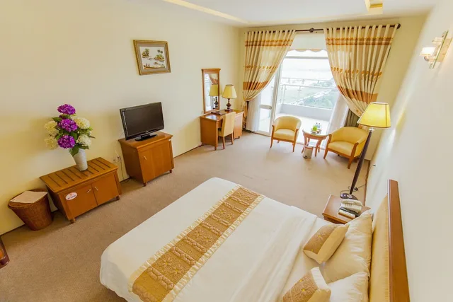 غرفة فاخرة بسريرين منفصلين بإطلالة على النهر، Thien An Riverside Hotel 8/10