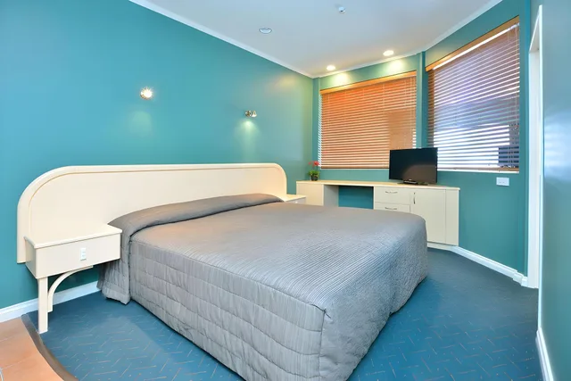 استوديو، Shoreline Motel 1/1