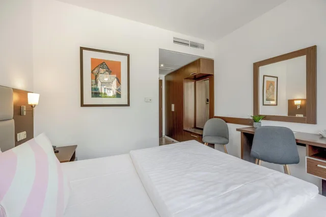 غرفة مفردة، Antares Hotel 1/20
