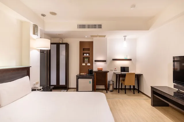 Standard, Double Bed, No Window، Kindness Hotel Xin Jue Jiang 9/10