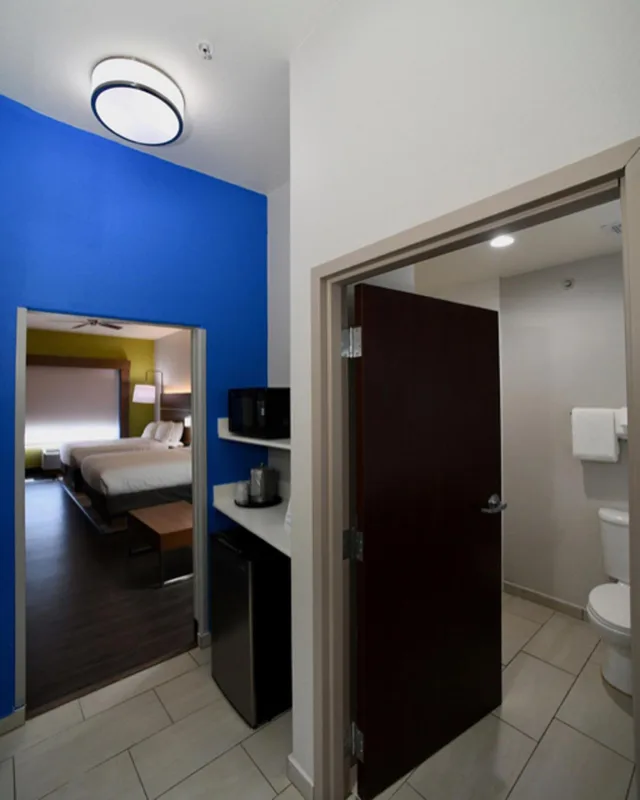 غرفة تنفيذية بسريرين كوين، Holiday Inn Express Hotel & Suites Seguin 5/5
