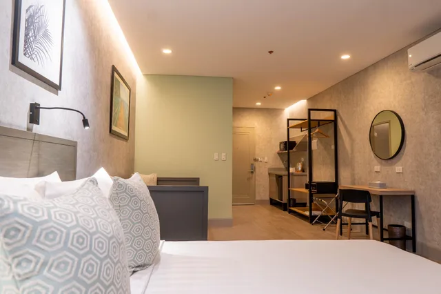غرفة بسرير فردي تُحدَّد عند الوصول، Primeway Suites Cebu 1/1