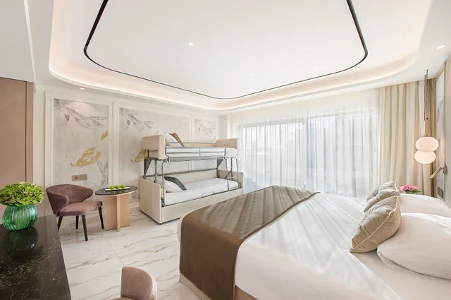 غرفة عائلية، Adams Beach Hotel and SPA 1/2