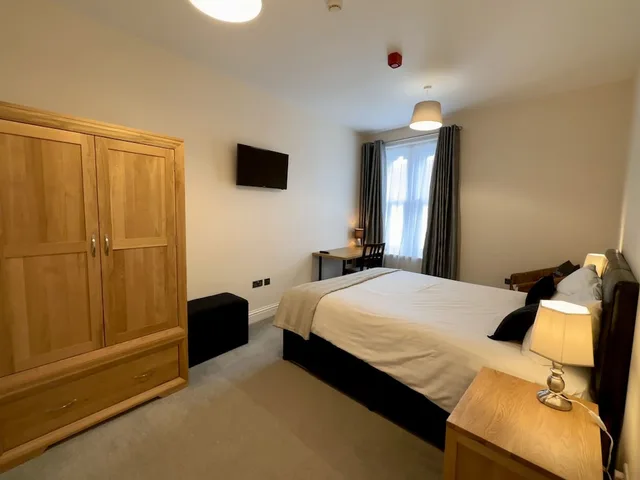 بنتهاوس عائلي بسرير كينج وسريرين منفصلين، Spilman Hotel 1/2