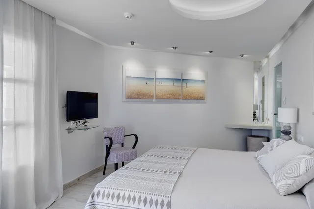 غرفة بسرير مزدوج أو سريرين منفصلين، Kouros Art Hotel - Adults Only 3/5