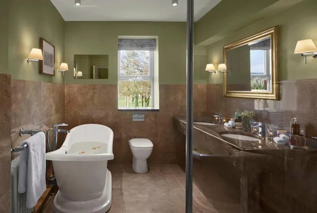 Presidential, Suite, Radisson Blu Hotel And Spa Limerick 7/9