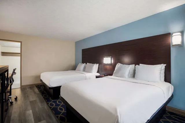 غرفة بسريرين كوين، SureStay Hotel by Best Western Bardstown General Nelson 4/5