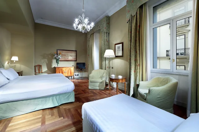 غرفة سوبيريور ثلاثية بسريرين منفصلين، Eurostars Hotel Excelsior 2/10