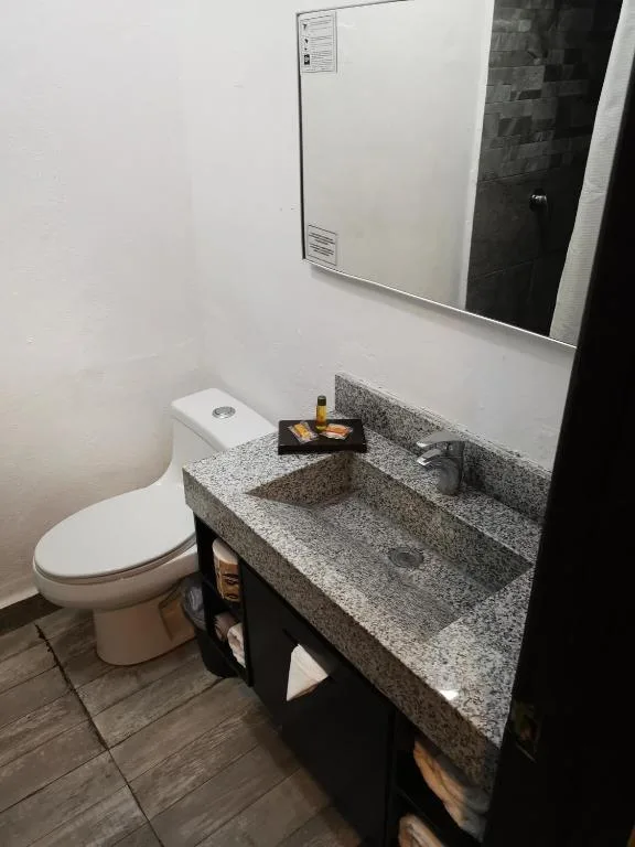 Executive, Double Bed, Hotel Maya Yucatan by Cartas a Frida 4/4