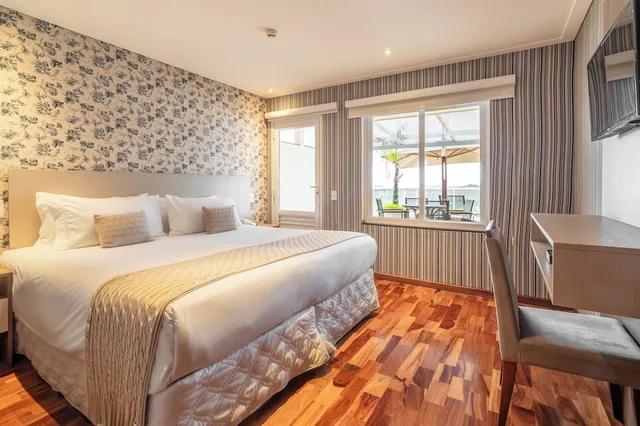 Bella, Family, King and Twin Beds, Mountain View، Chris Park Hotel 2/10