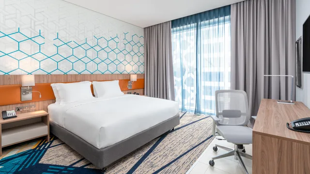 جناح بإطلالة على الفناء بغرفة نوم واحدة، هوليداي إن آند سويتس - الجبيل(Holiday Inn & Suites Al Jubail) 3/5