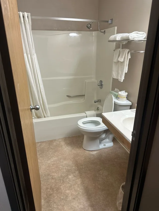 غرفة بسرير كوين، Burgundy Inn & Suites 9/10