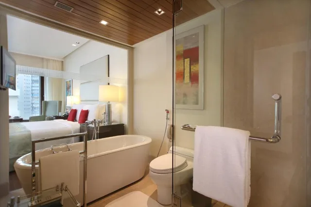 Room, Double Bed, Bay View، The Oberoi Mumbai 3/3