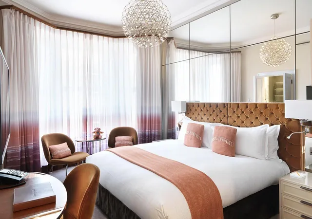 Superior, Town House, King Bed، The Athenaeum Hotel & Residences 2/2