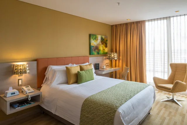 Business, Double Bed, Hotel El Dorado Bogota 1/2