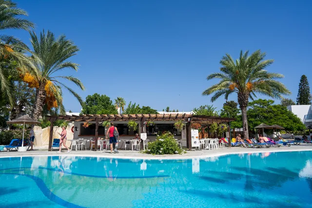 Inner، Paphos Gardens Holiday Resort 1/1