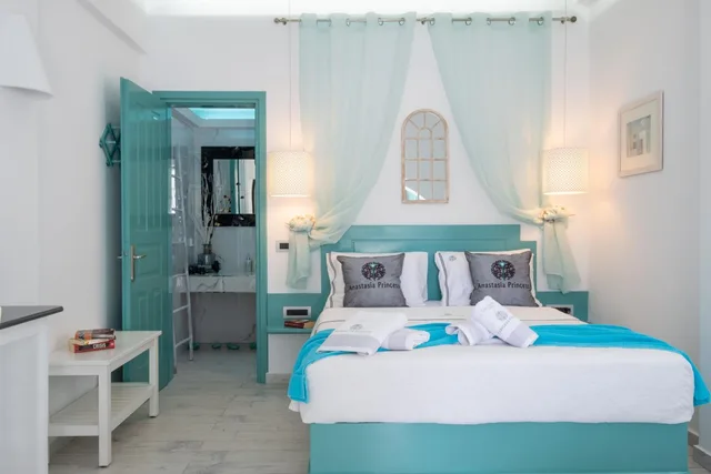 Suite, Hot Tub, Anastasia Princess - Adults Only 2/10