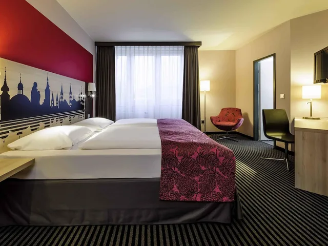 غرفة قياسية بسريرين منفصلين، Mercure Hotel Wuerzburg Am Mainufer 1/7