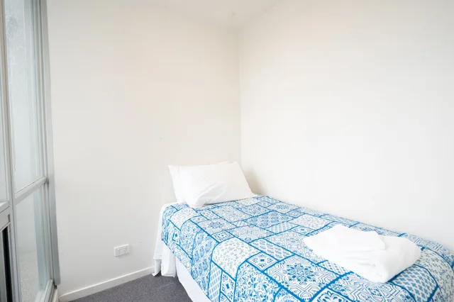 4 Bedrooms, Apartment, 4 Beds, King and Queen Bed, Sofa, Arrow On Swanston 6/10