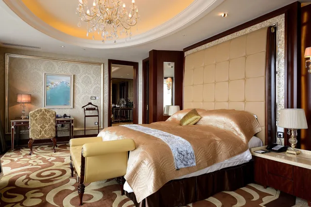 جناح رئاسي بسرير كينج، Hilton Hangzhou Qiandao Lake Resort 1/4