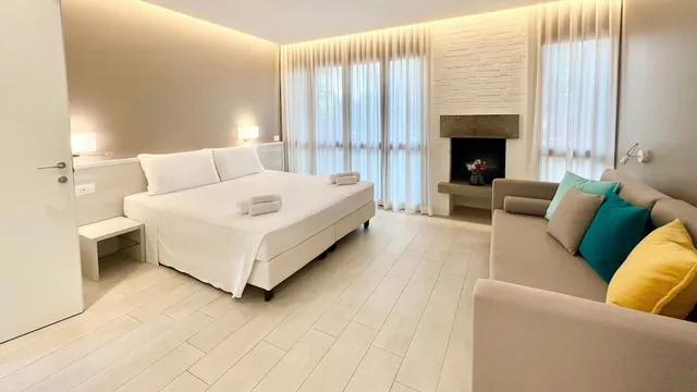 2 Bedrooms, Deluxe, Villa, Double and Twin Beds, Kitchenette, Garden Area, Hotel President Lignano 2/10
