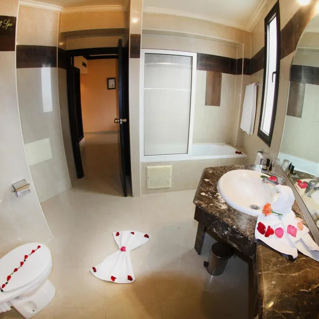 غرفة رباعية بسرير مزدوج، Imperial Plaza & Spa 10/10