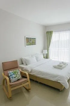 غرفة ديلوكس بسرير كينج، THE TERRACE HOTEL 1/2