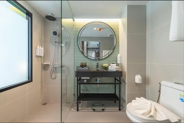 Deluxe, Twin Beds, The Akyra Bangkok 11 3/4