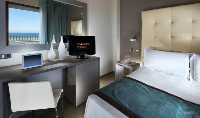 Classic, Quadruple, Side Sea View, Balcony, Pool Access، Yes Hotel Touring & Spa 4/8