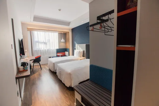 Standard, Single Bed, Extra Floor Space، Holiday Inn Express Xi'an Bell Tower 4/8