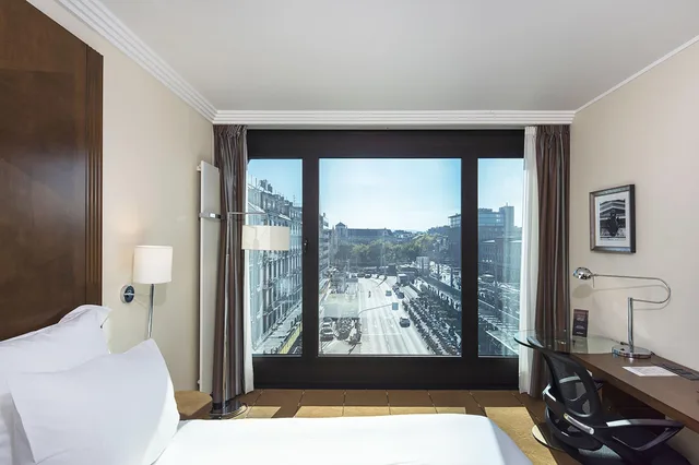Family, Quadruple, Multiple Beds، Warwick Geneva 4/5