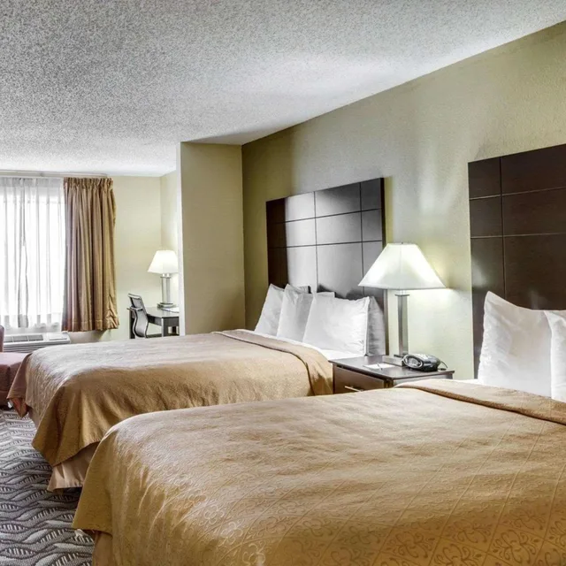 جناح بسرير كوين، Quality Suites Baton Rouge East - Denham Springs 7/10