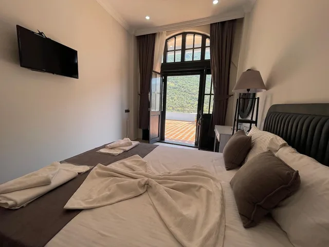 غرفة قياسية بسرير مزدوج أو سريرين منفصلين بإطلالة على الجبل، Belle Vue Hotel 5/8