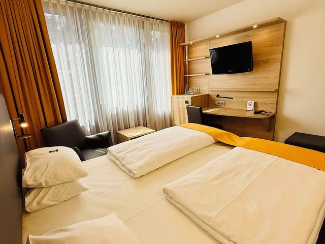 غرفة بسريرين منفصلين، Arvena Messe Hotel 7/10