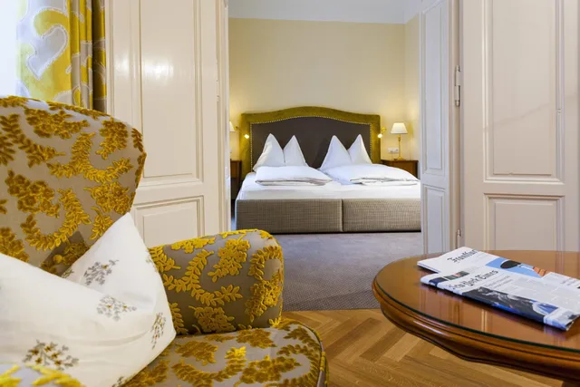 غرفة ديلوكس بسرير مزدوج بإطلالة على الفناء، Parkhotel Graz - Traditional Luxury 4/5