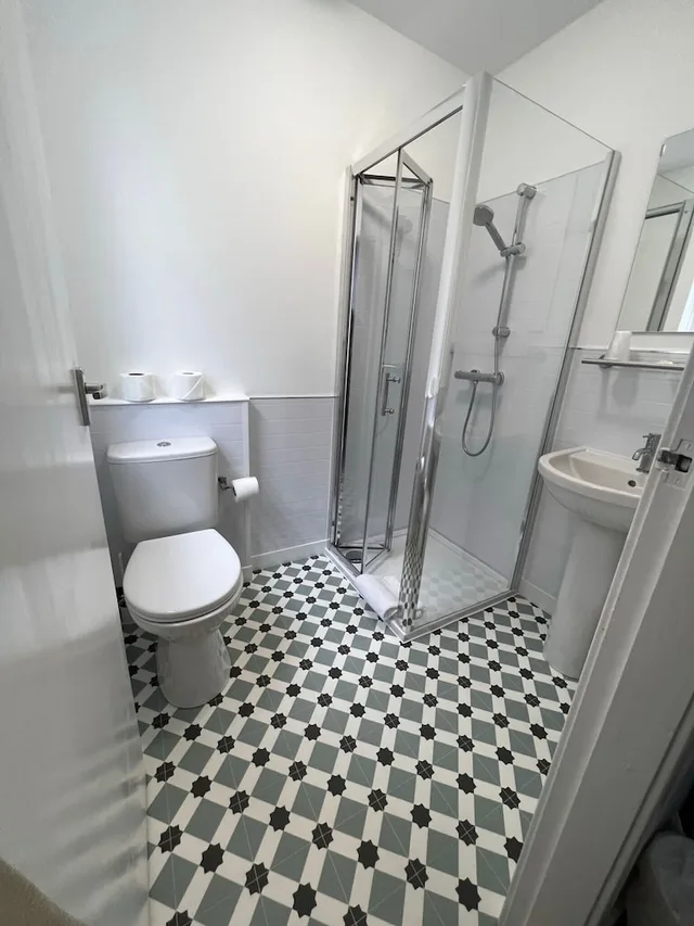 غرفة بريميوم بسرير مزدوج، The Georgian Hollies Hotel 2/2