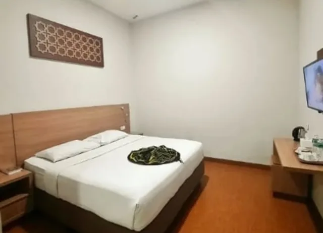 Superior, No Window، Grand Bunda Hotel Syariah Bukittinggi Powered By Archipelago 2/4