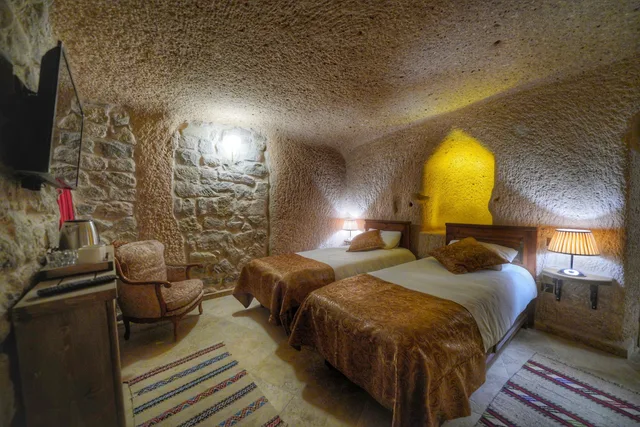 Cave, Family, Suite, Queen and Twin Beds, Sofa، Taka Ev Cave Hotel & Guest House 1/6