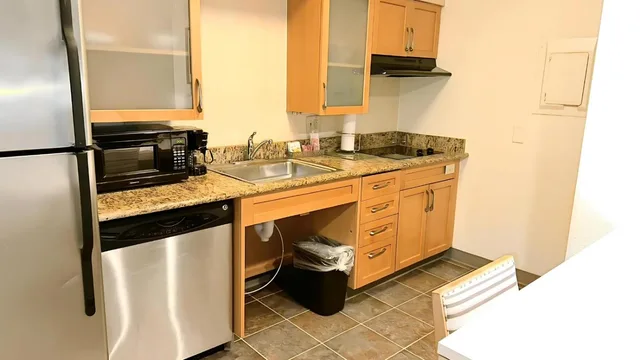 جناح استوديو بسرير كوين بحوض استحمام لذوي الإعاقة، Sonesta Es Suites Cincinnati Sharonville West 10/10