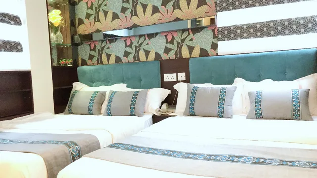 Semi Room, Family, 2 Semi Double Beds, Quadruple، Seasons Hotel - Tsim Sha Tsui 2/2