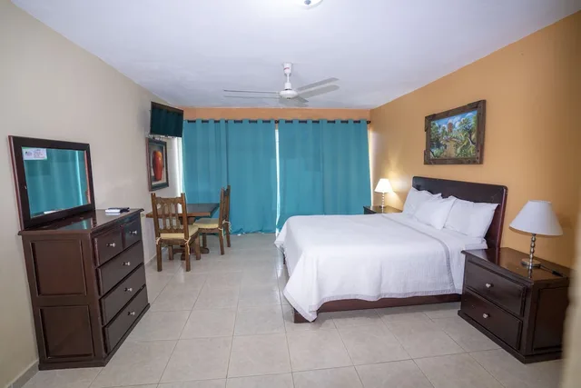جناح جونيور بسرير كوين، Jarabacoa River Club 1/4