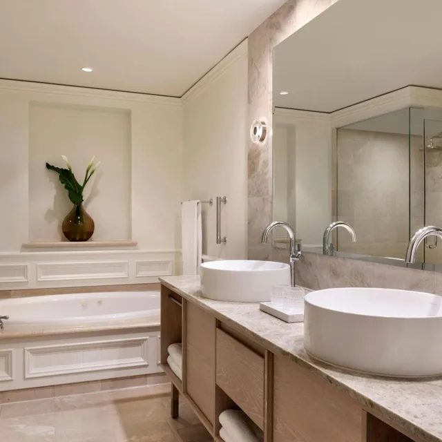 1 Bedroom, Residential, Suite, Ocean Front، The Ritz Carlton Key Biscayne 2/2